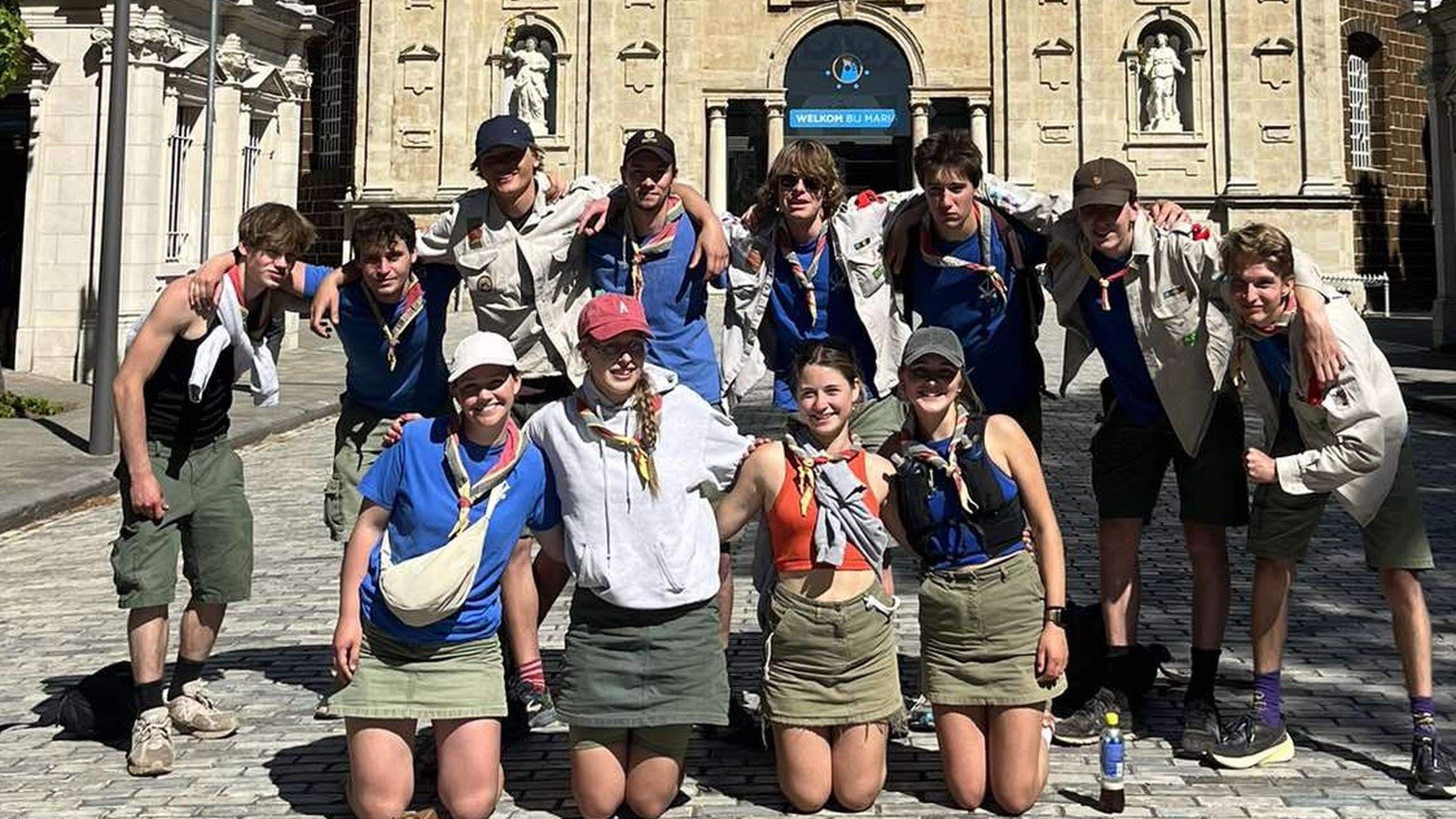 Scouts Heide stappen 100 kilometer van Nispen naar Scherpenheuvel: “Een echte traditie binnen onze g