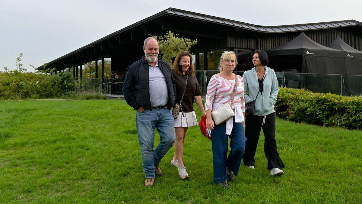 Tweehonderd mensen nemen deel aan ‘avonddropping’ van Golfclub Rinkven ...