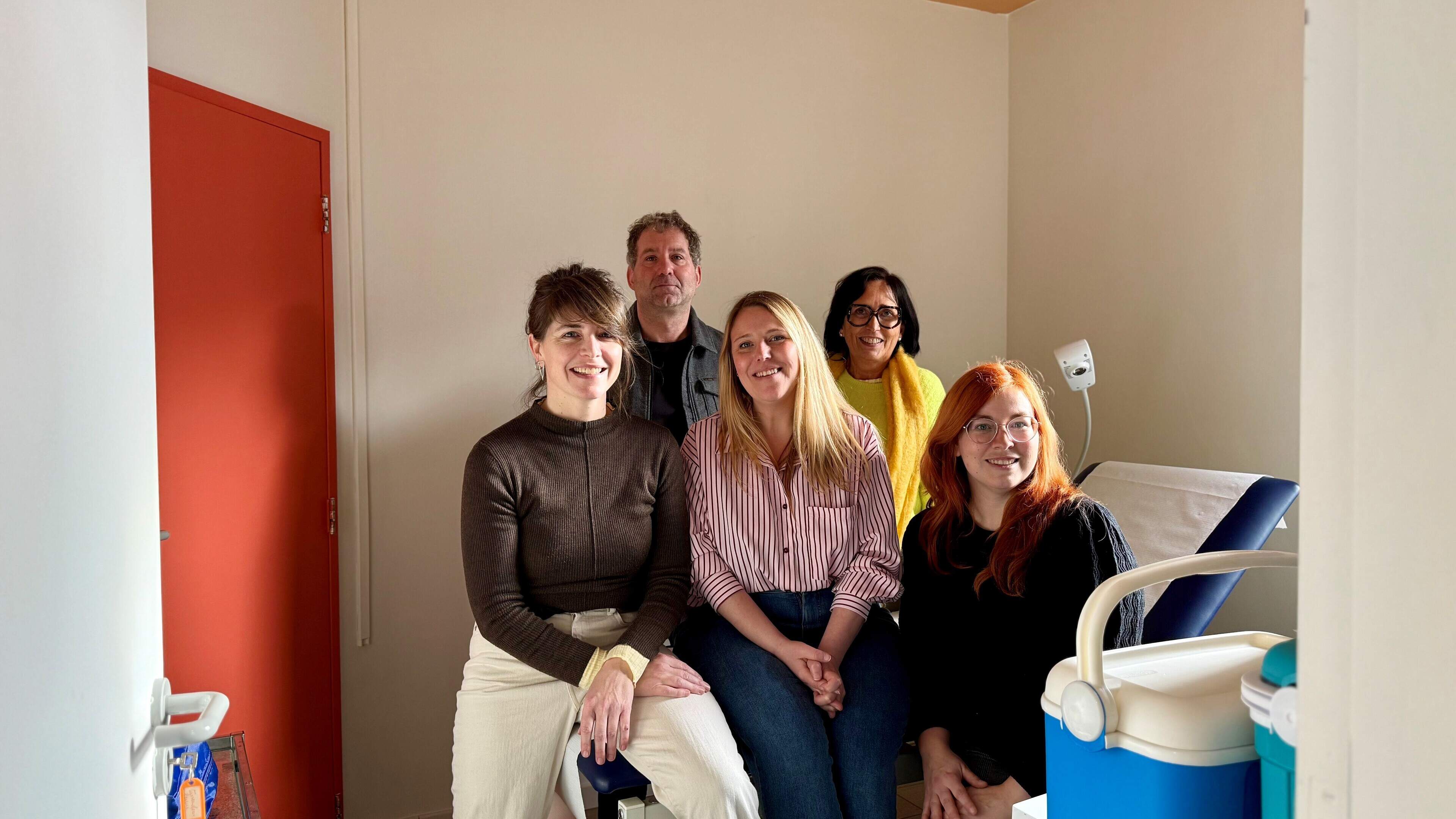 Studenten draaien mee in wijkgerichte Mechelse verpleegpost: “Druk op huisartsen verminderen”