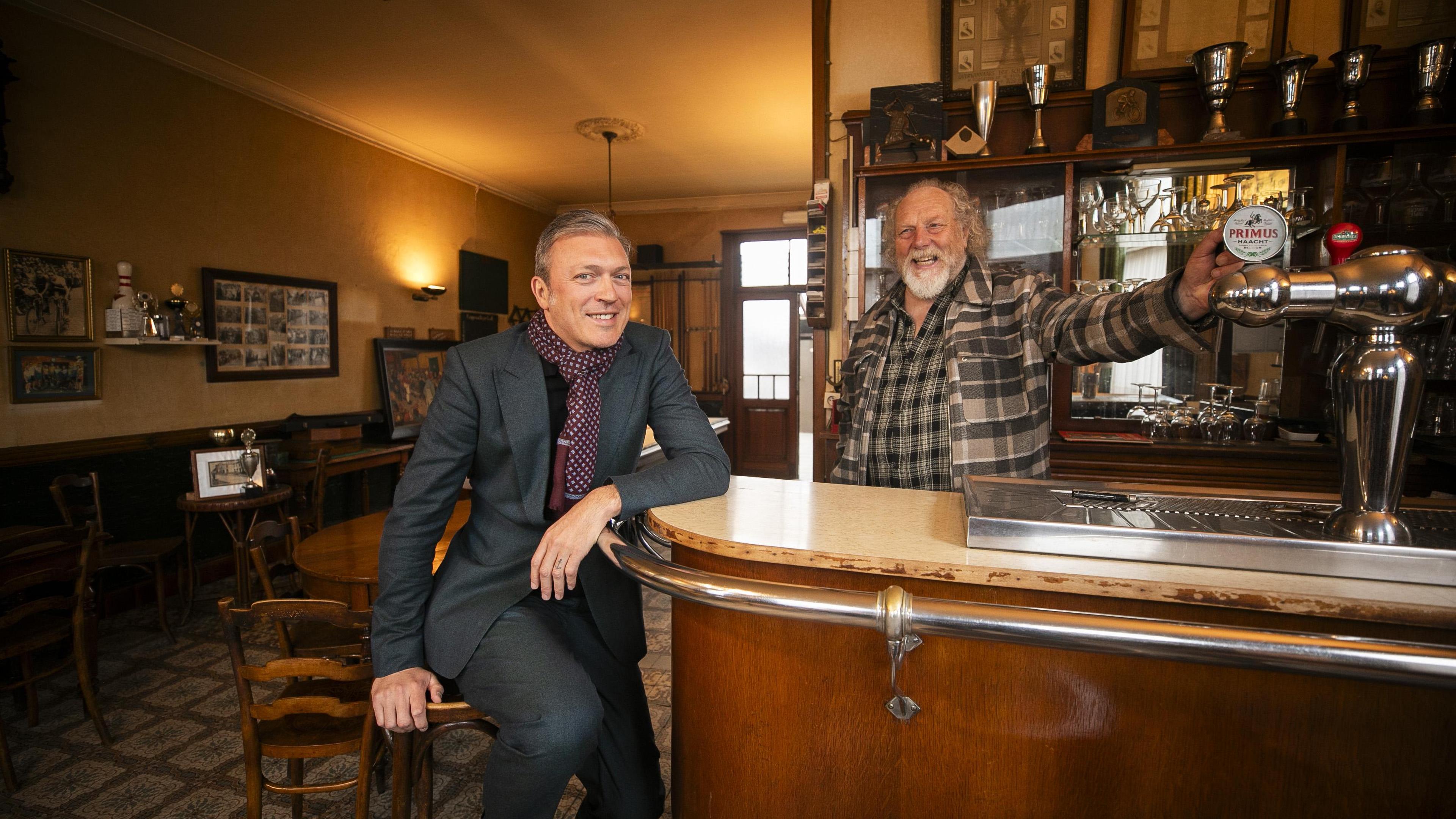 Oudste café van Deurne is gered: De Veldduif krijgt nieuwe toekomst dankzij Kroegtijgers en Jos Hofm