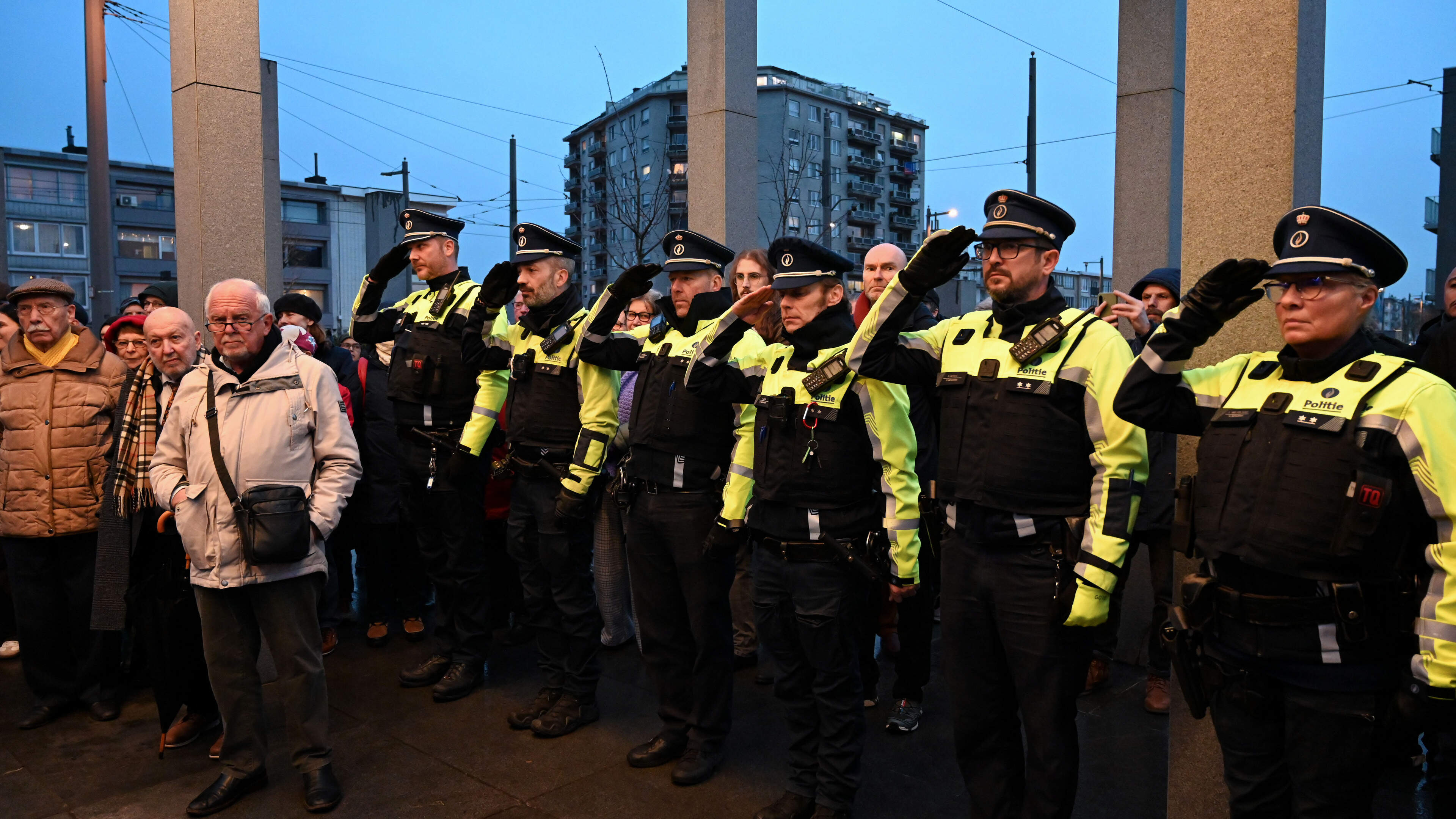 Deurne herdenkt 82 jaar geleden opgepakte politiekorps bij Vredesmonument
