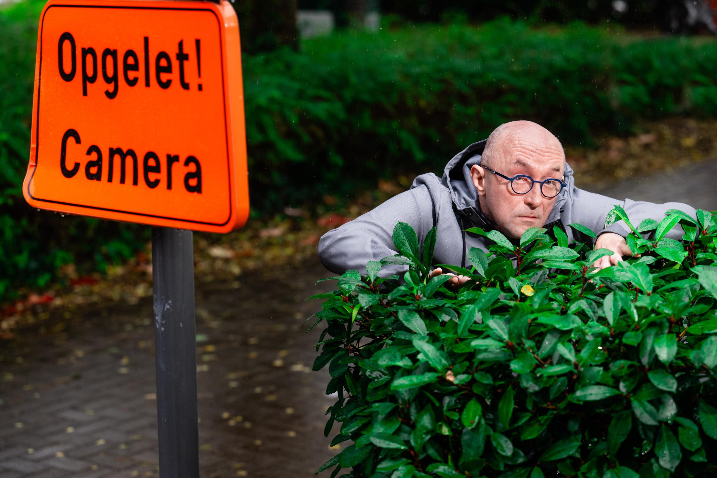 In voorstelling ‘Moeiduniet’ deelt comedian Peter De Rop zijn ...