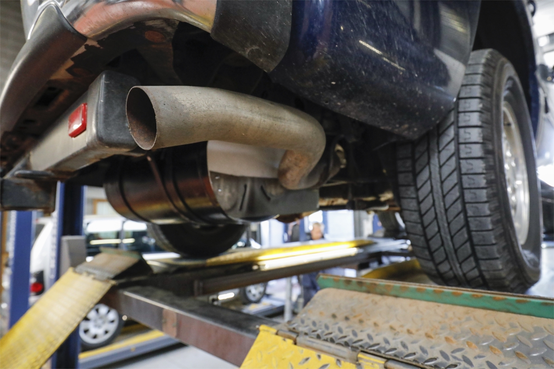 Tweetal steelt roetfilters in Mechelen en wordt geklist na achtervolging tot in Machelen