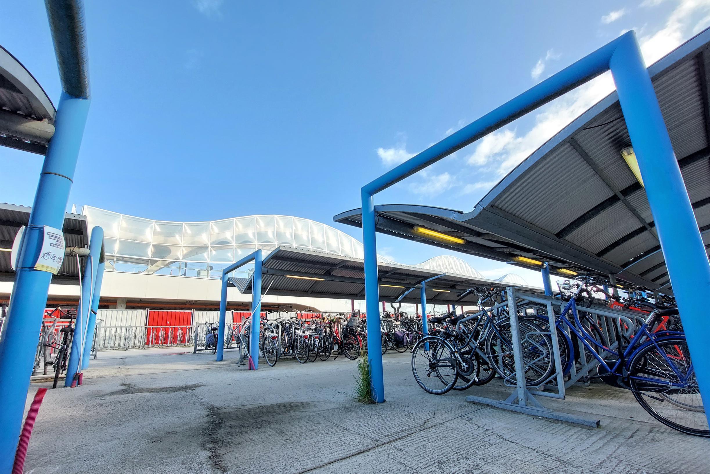 Politie klist verdachten van fietsdiefstallen nadat ze op camerabeelden herkend worden