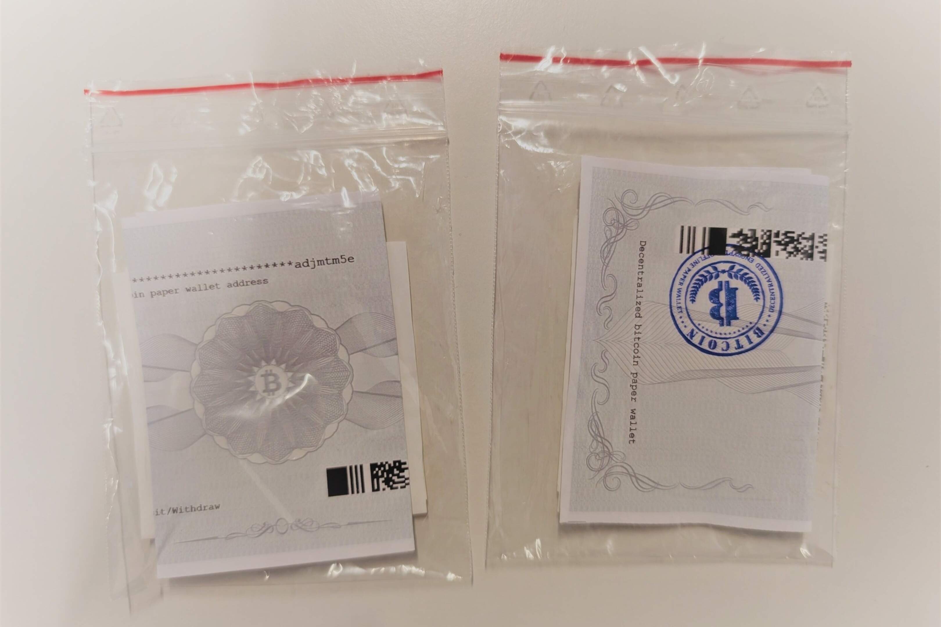 Antwerpse politie waarschuwt voor nieuwe oplichtingsmethode met QR-codes op  straat | GVA