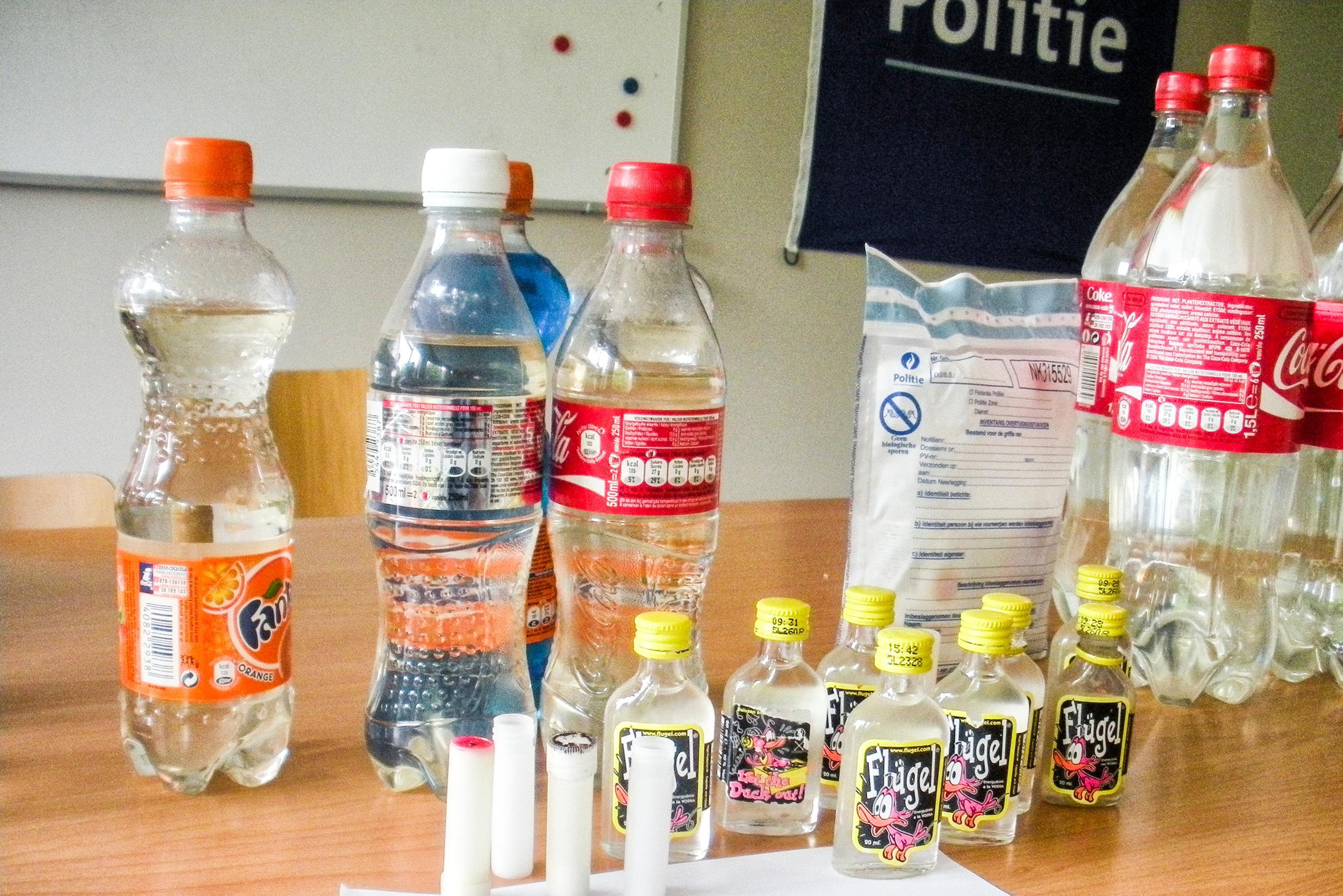 Nijlenaar vervoert vloeibare xtc naar afnemer in Mechelen, waar de politie 300 gram speed aantreft