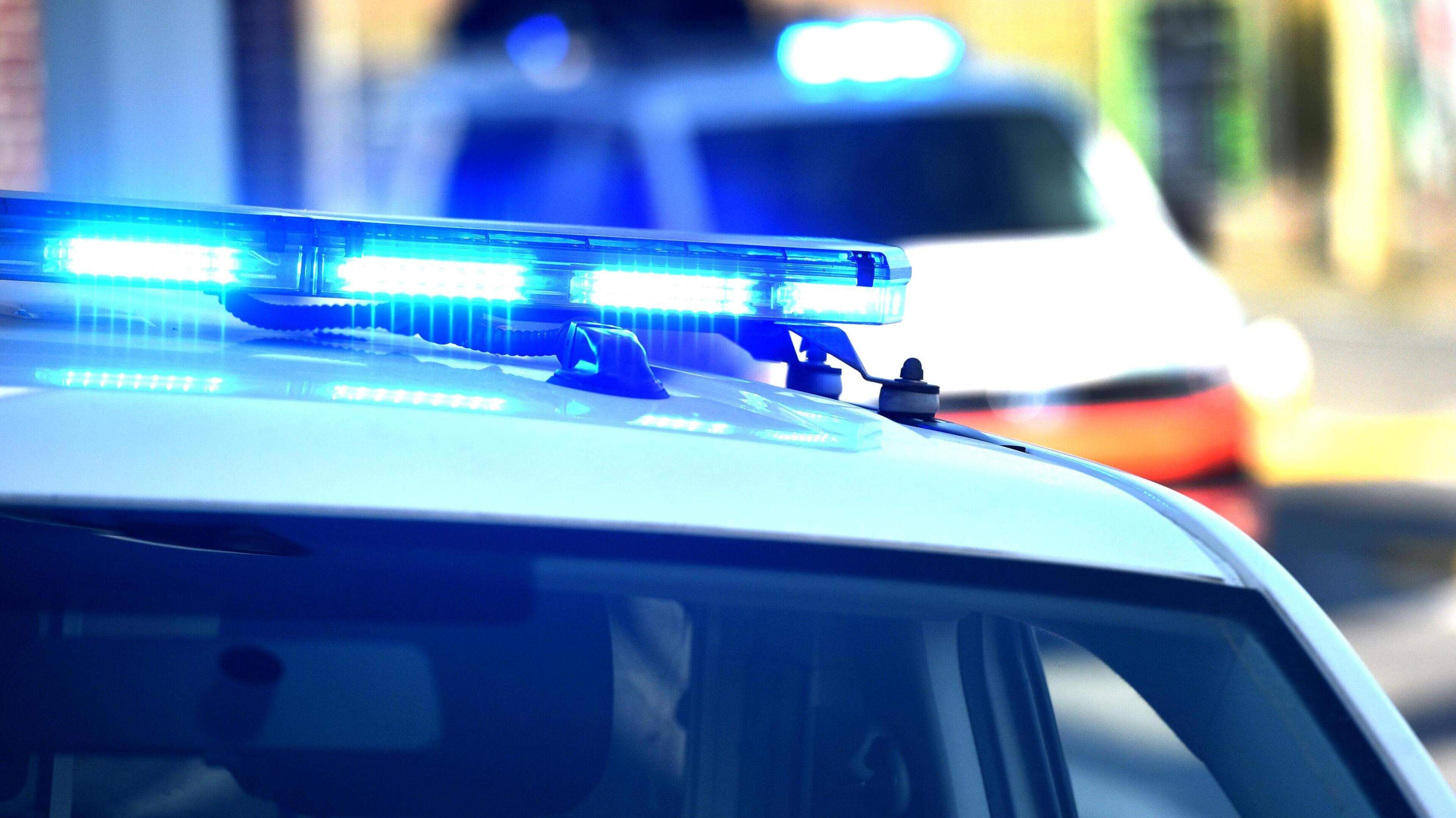 Kop-staartbotsing tussen minstens drie voertuigen op Grote Ring in Hasselt