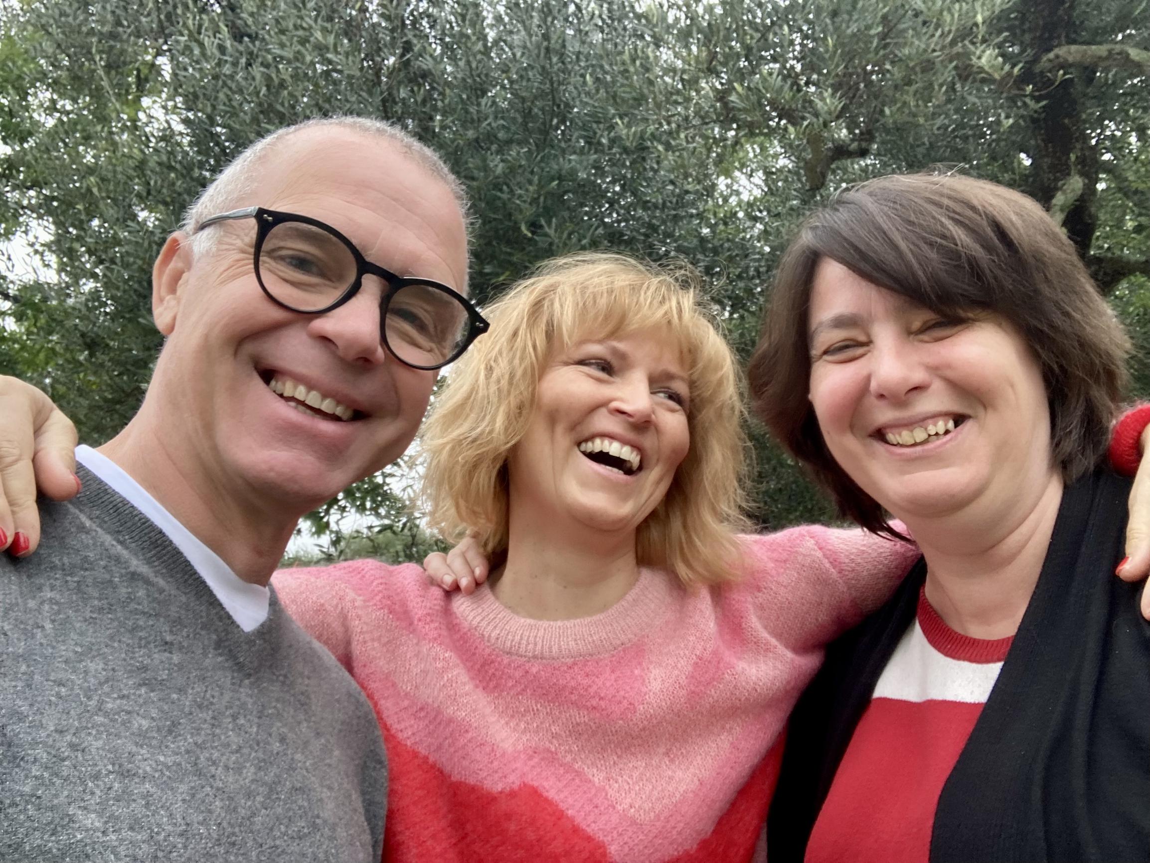 Ben ik een vrouw die aan kanker zal sterven? Die klap ben ik nog aan het  verwerken”: Liesbeth Van Impe en Ann Van den Broeck over hun ziekte | GVA