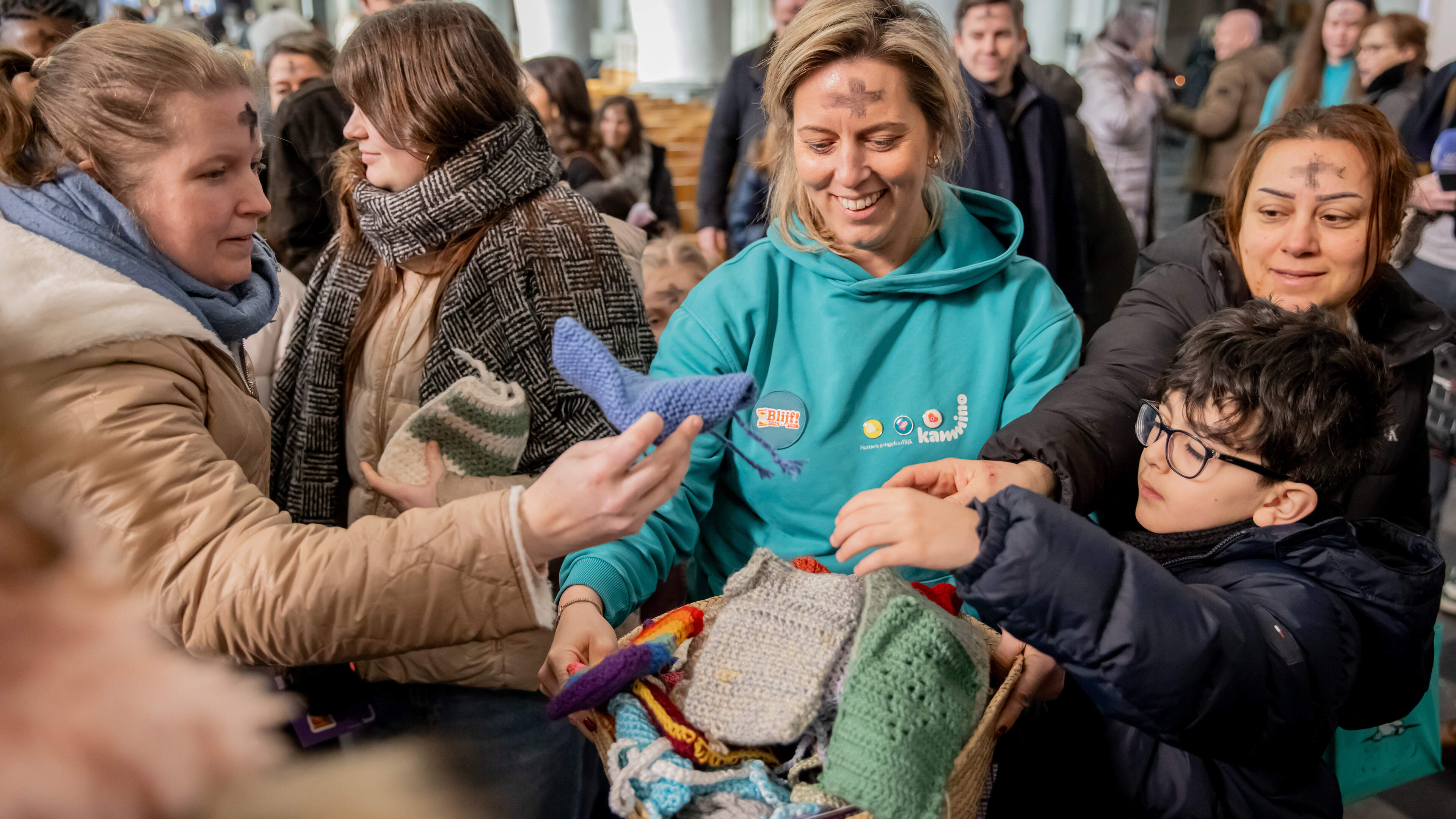 Gelovige jongeren krijgen snoeshoes bij start vastenperiode: “Minder schermtijd, meer aandacht voor 