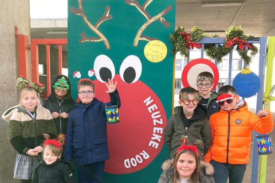 Basisschool De Klim maakt het winters gezellig met Neuzeke Rood