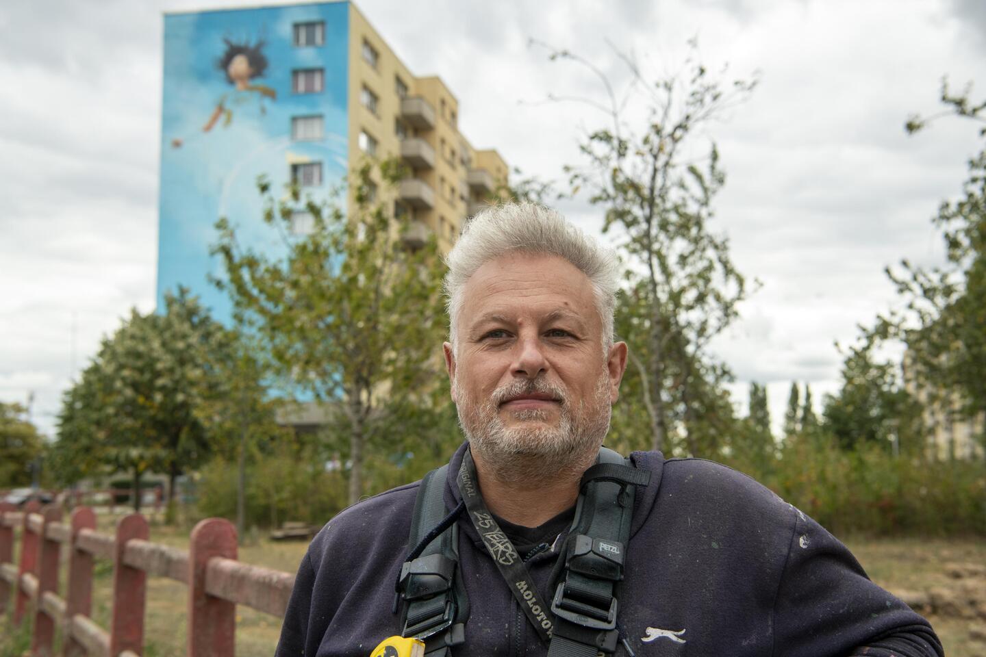 SMOK en zijn enorme mural aan de Langblokken.