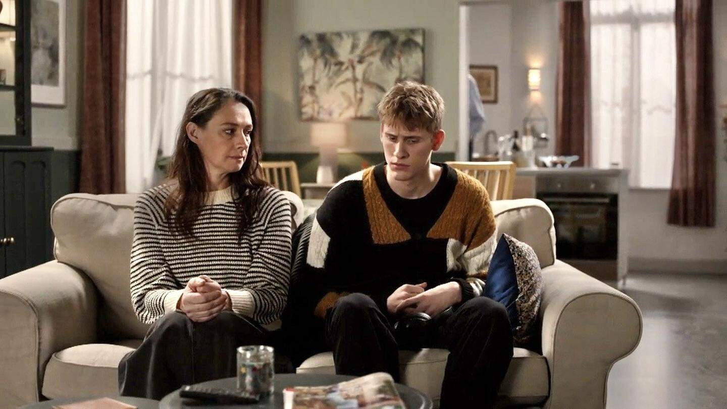 Pepijn Huysman debuteert als Andreas Bomans in 'Thuis': “Dertien keer na elkaar afgewezen worden op een casting, dat hakt erin” | GVA