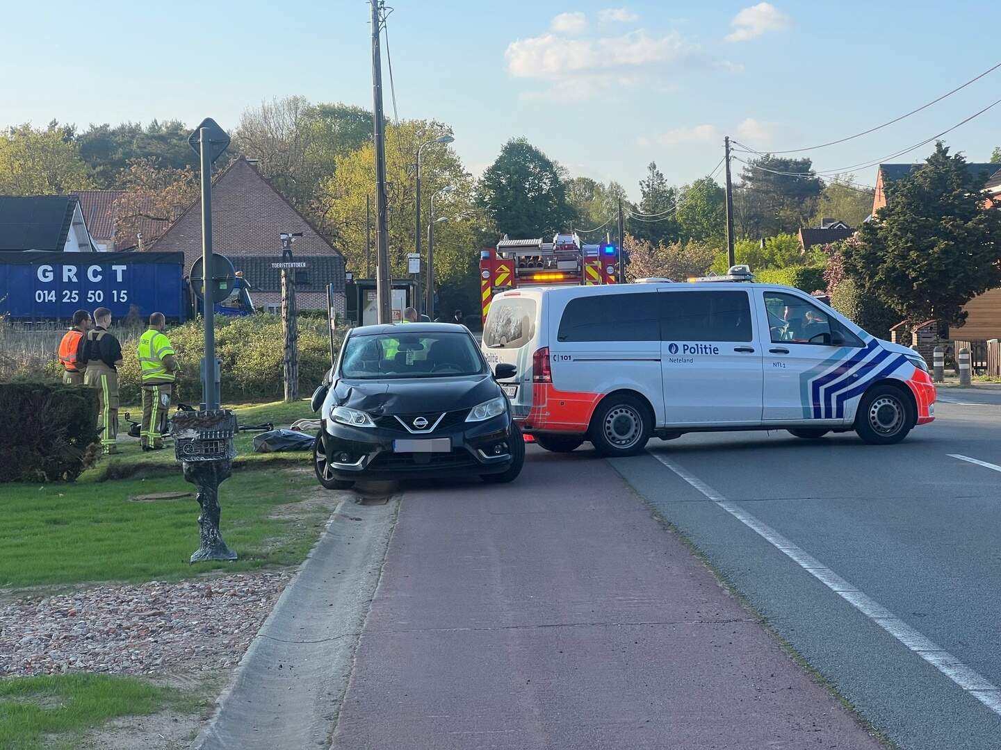 Een automobilist kon de 47-jarige fietsster niet meer ontwijken toen ze plots de Poederleeseweg overstak. Het slachtoffer overleed afgelopen nacht aan haar verwondingen.