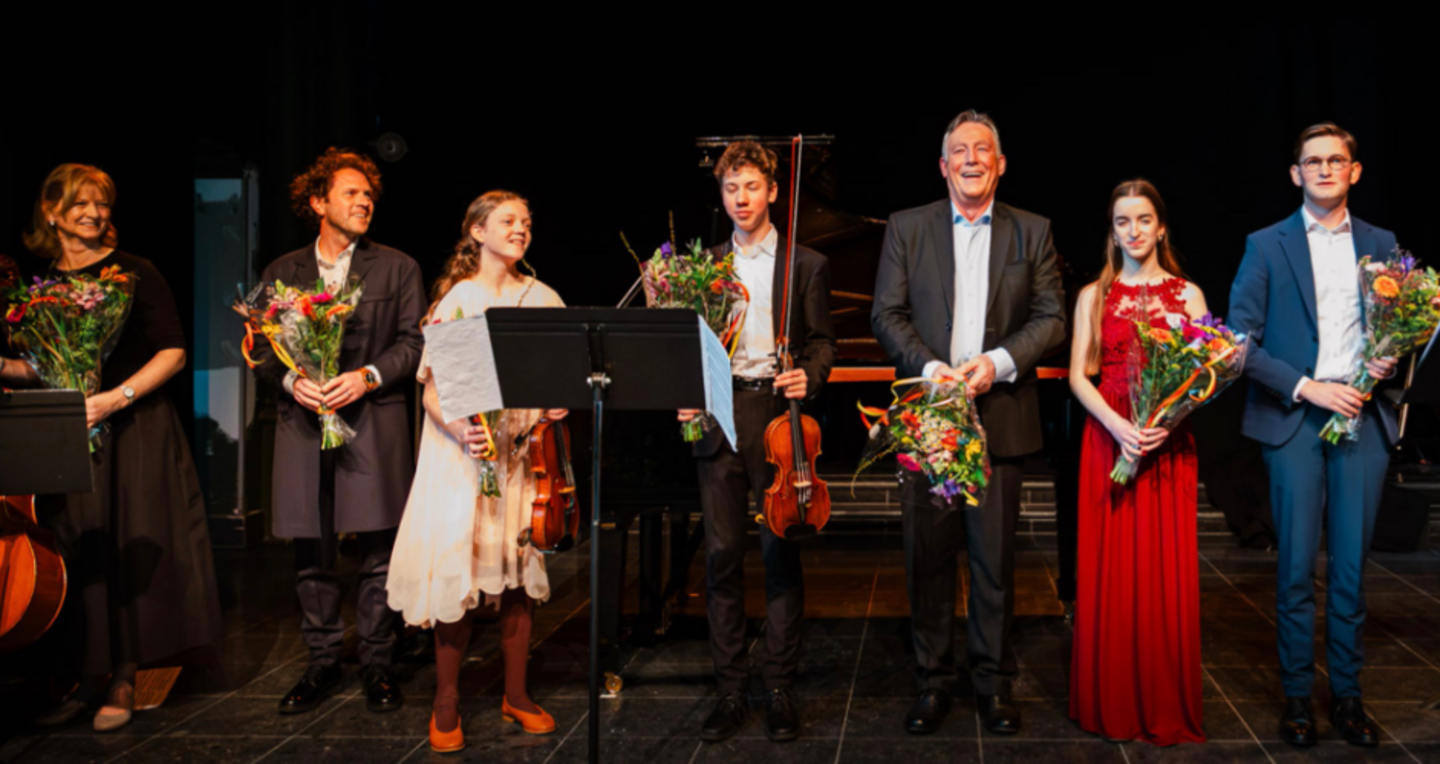 Na de concerten van 2024 kon Let Beauty Awake 2.000 euro schenken.