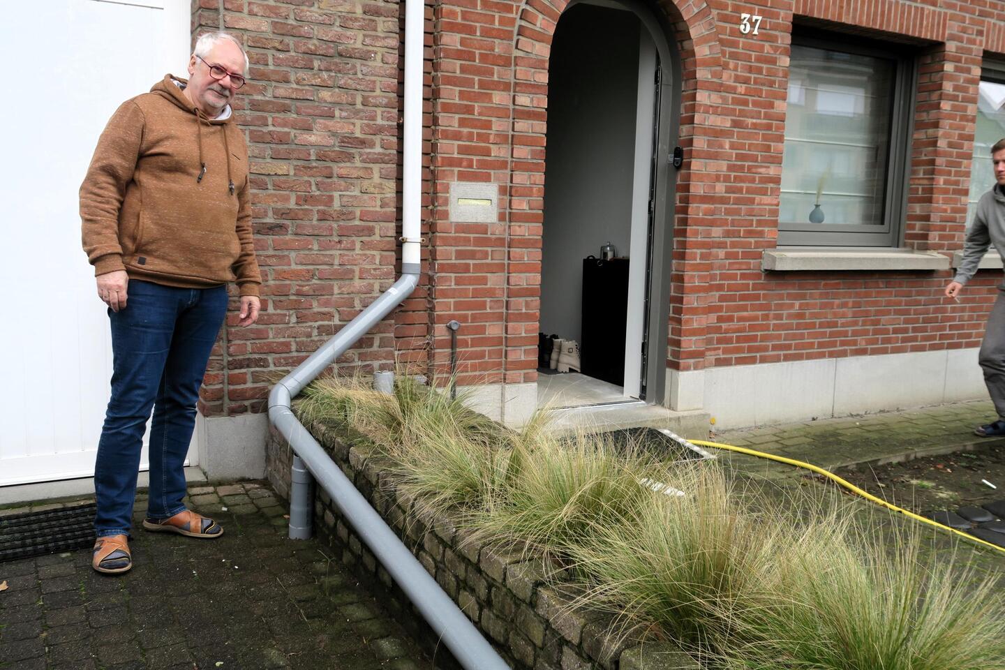Bewoners Borkelstraat kampen met natte kelders: “De problemen begonnen ...