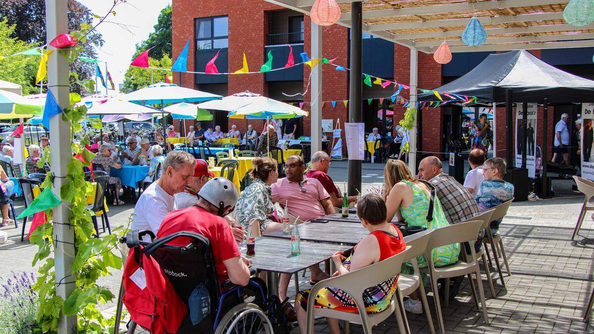 Ten Hove viert jubileum: 15 jaar zorg en warmte in Mol!