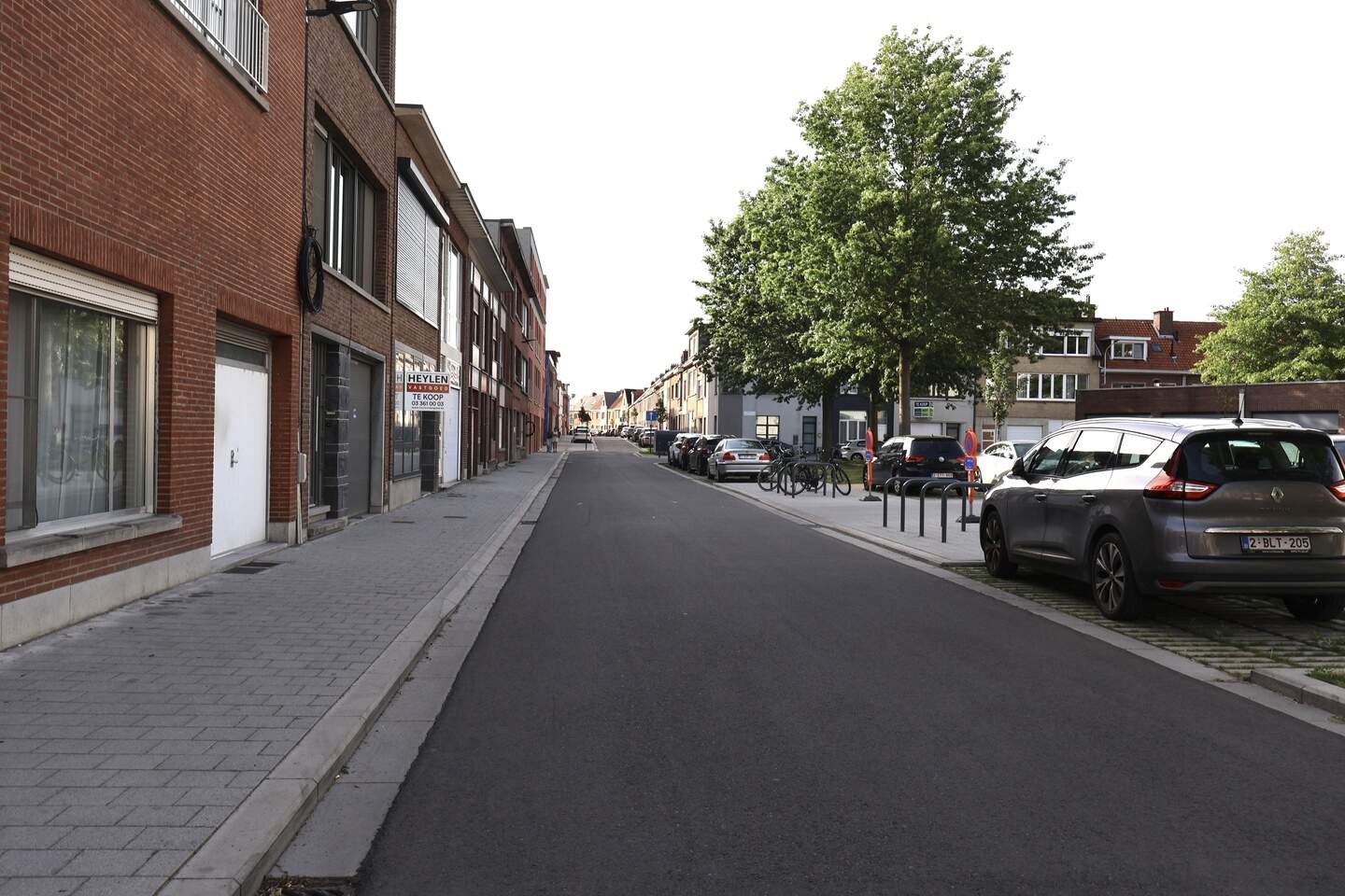 Nieuwe riolering, wadi’s en 45 bomen: heraanleg omgeving rond sporthal ...