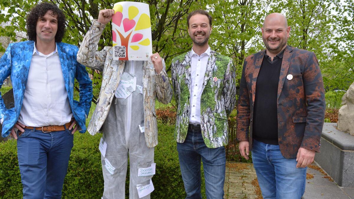 Aftrap van Ranst Boomt gegeven met opvallende schors- en mosjasjes | GVA