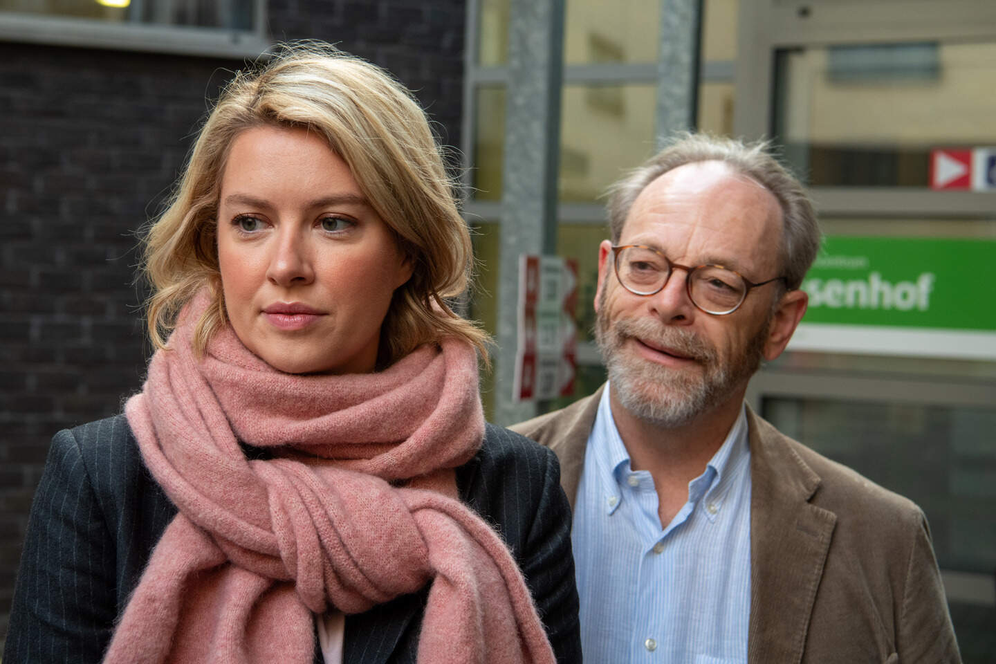 Els van Doesburg en Peter De Roover verhuizen naar woning met tuin ...