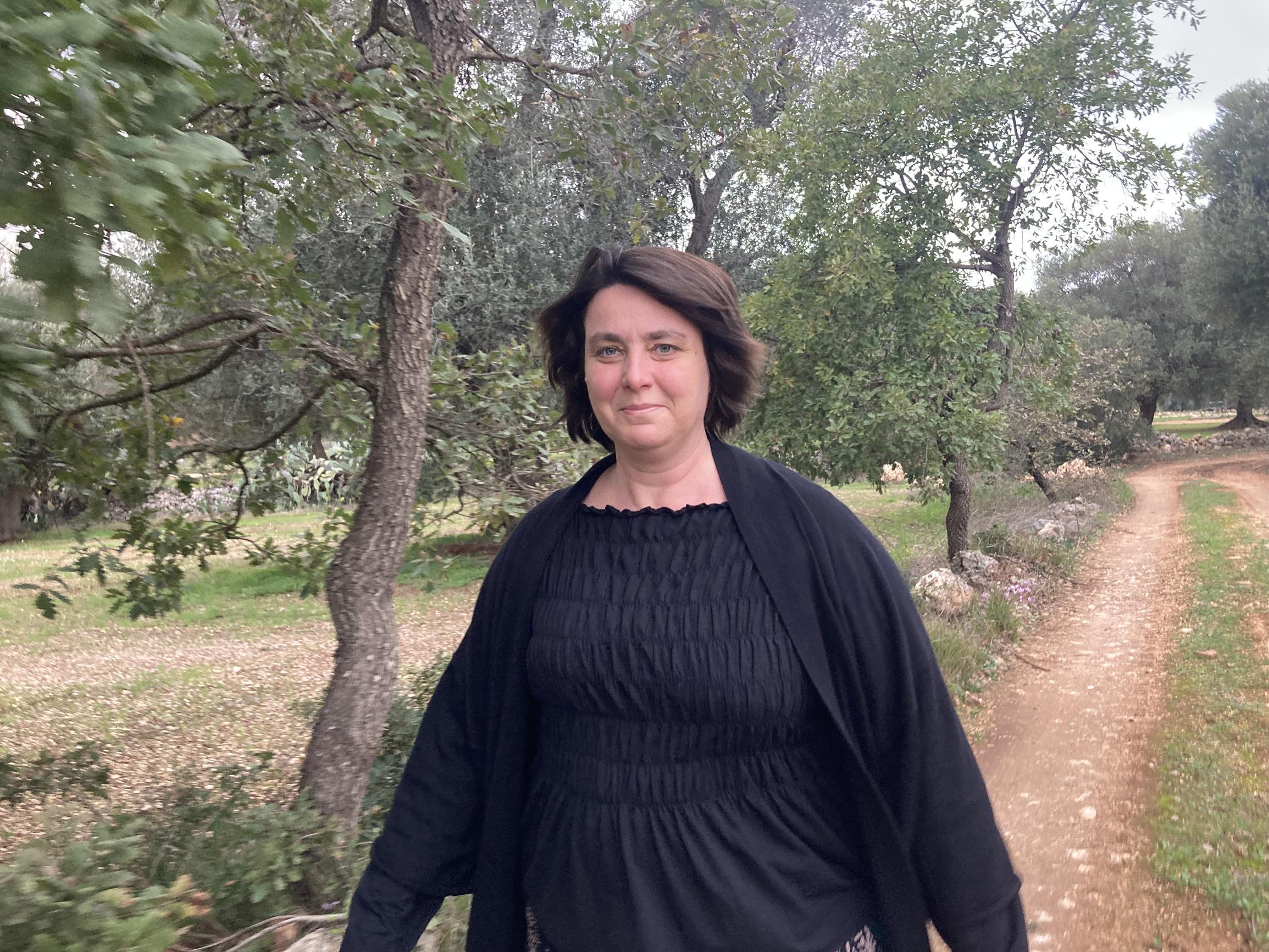 “Ben ik een vrouw die aan kanker zal sterven? Die klap ben ik nog aan het  verwerken”: Liesbeth Van Impe en Ann Van den Broeck over hun ziekte | GVA