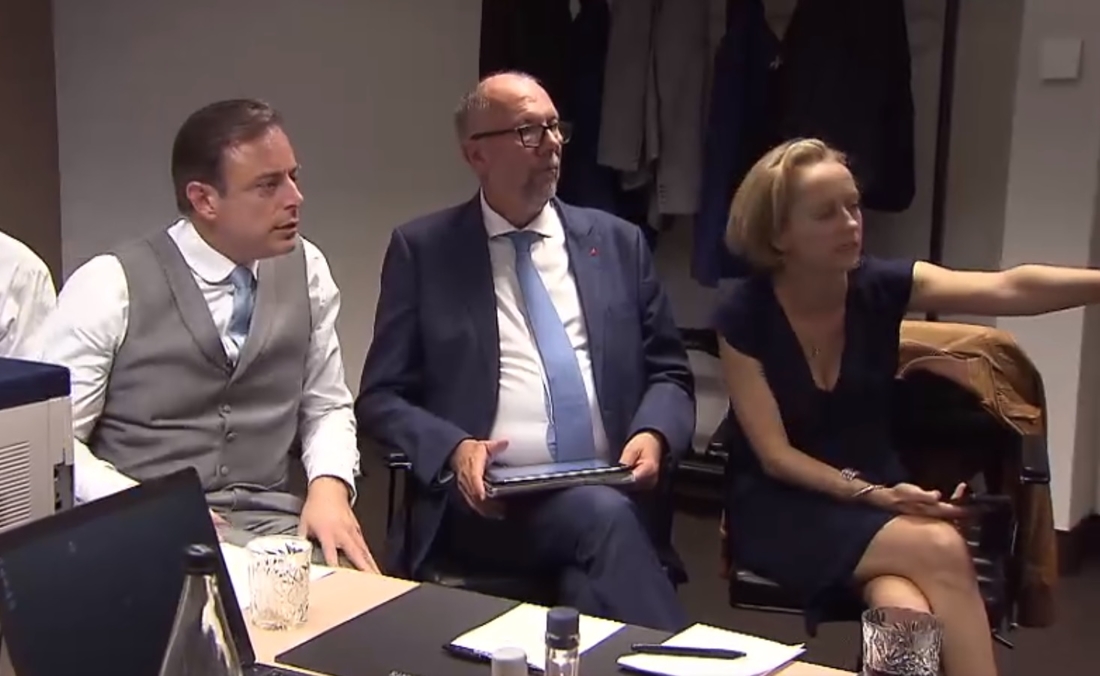 Jambers filmt De Wever op verkiezingsdag: “Ik word zo moe van die ...