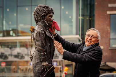 Rudi De Mets was een vlotte babbelaar. Gedurende 43 jaar was hij een geliefd en gewaardeerd stadsgids in Mechelen. 