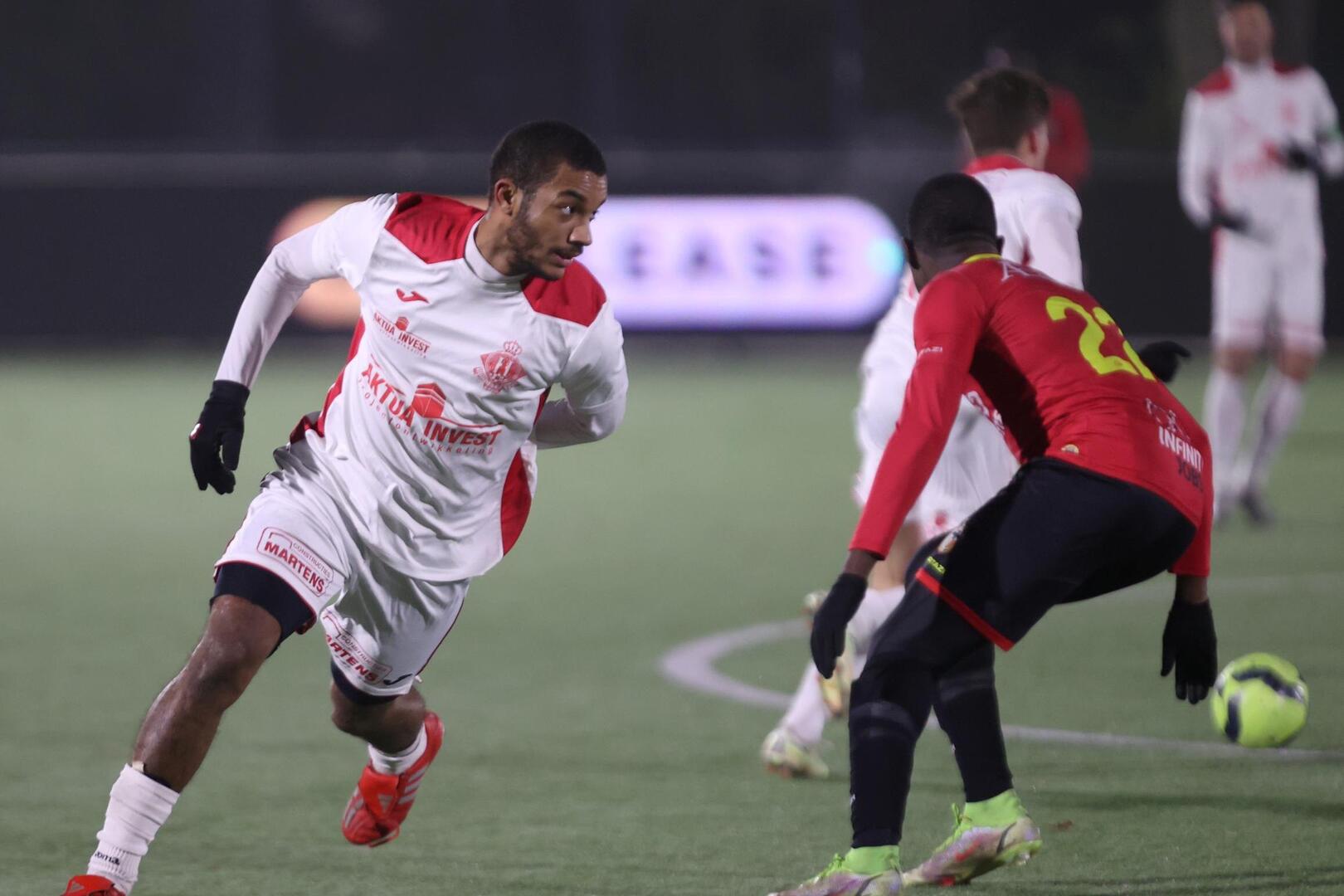 Fallou Fall effent pad voor Hoogstraten: “De score had nog veel hoger ...
