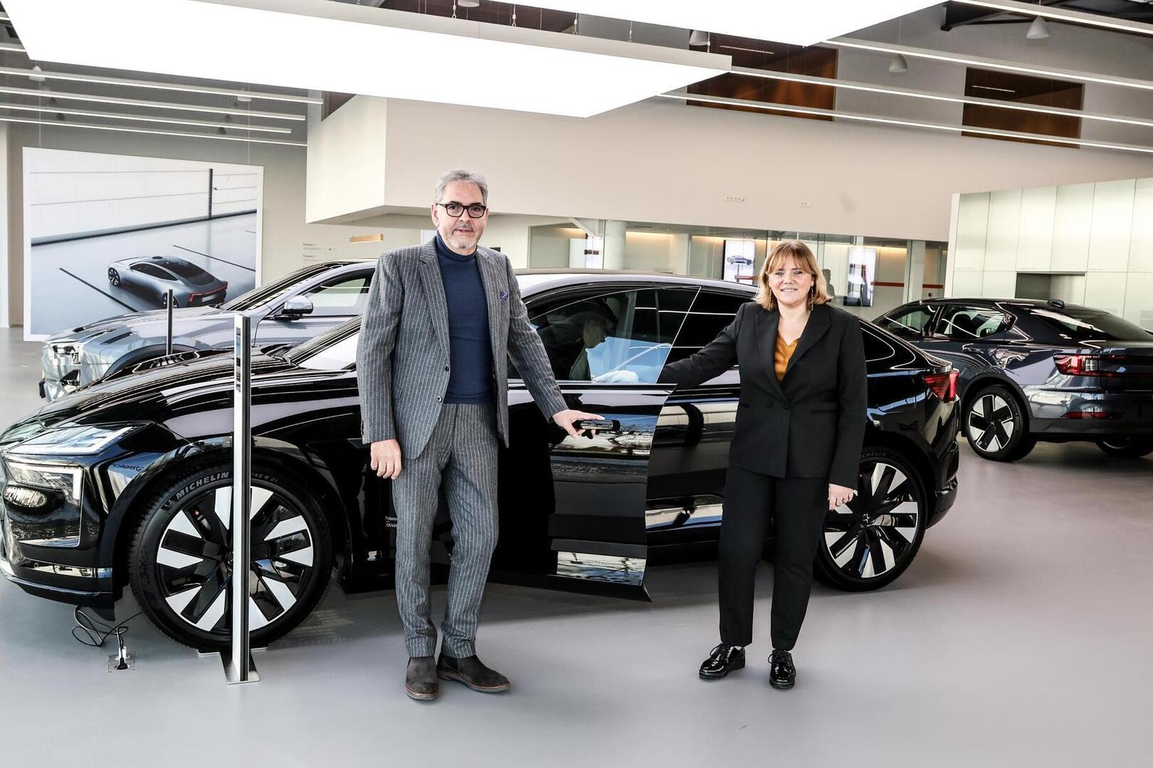 Nieuw Polestar-verkooppunt in Wijnegem, met allure van kunstgalerie:  “Aanraken mag. Zelfs testritten zijn mogelijk” | GVA