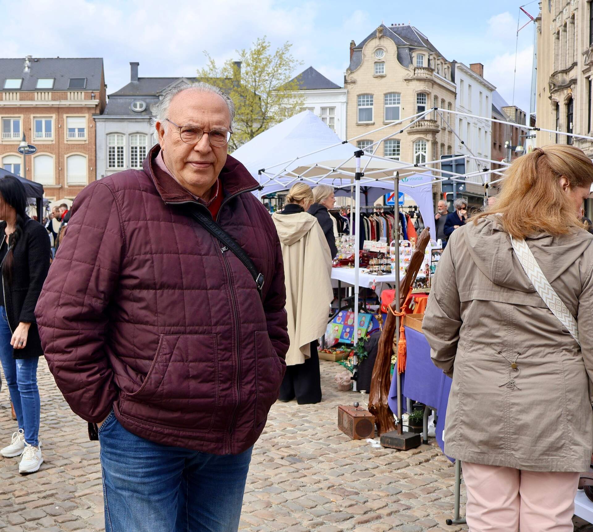 Brocanterie in Lier bezig aan tiende seizoen: “Een chique rommelmarkt ...