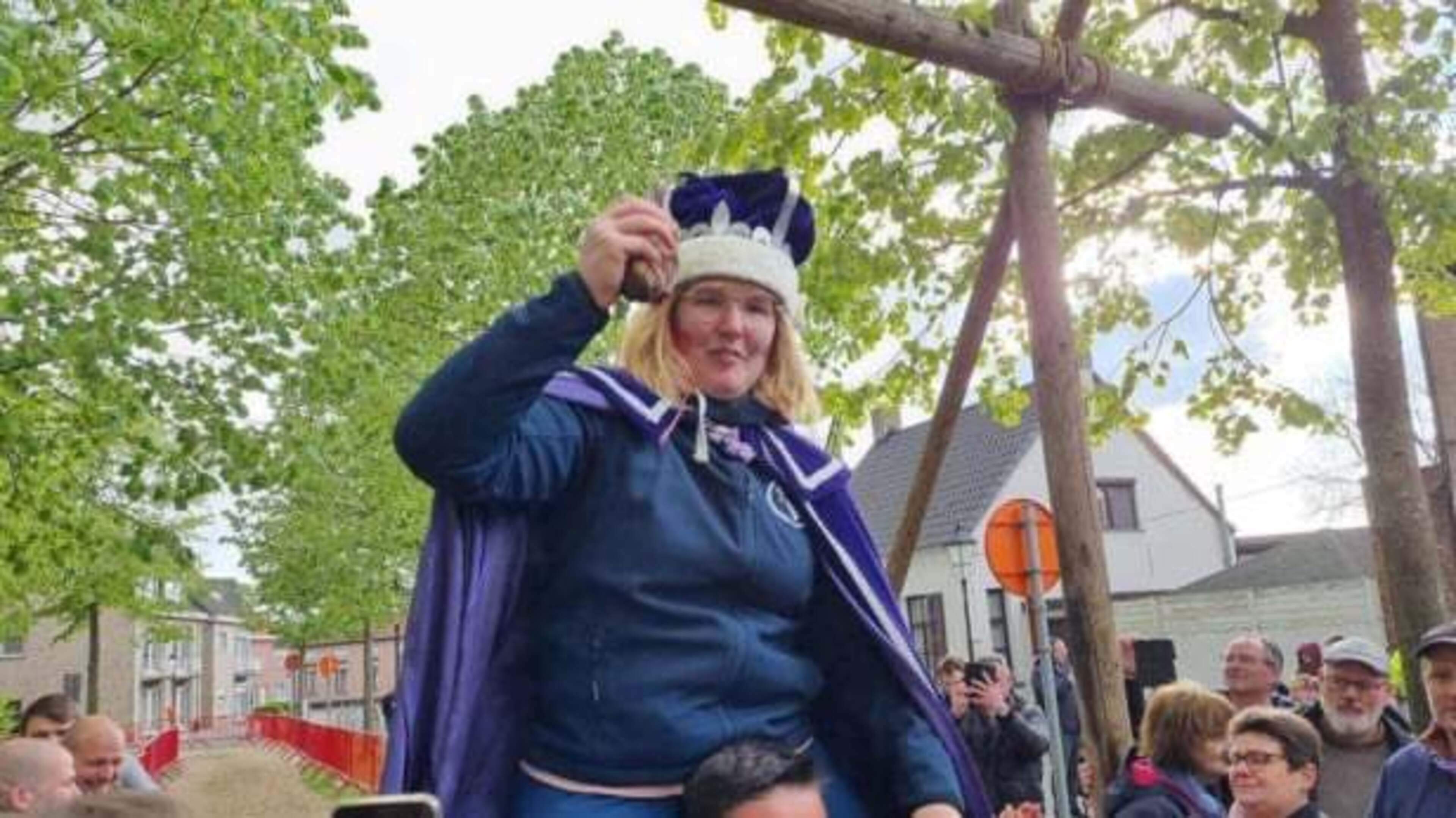 Vrouwen strijden bij gansrijden: wie volgt Jasmine Van Dorst op?