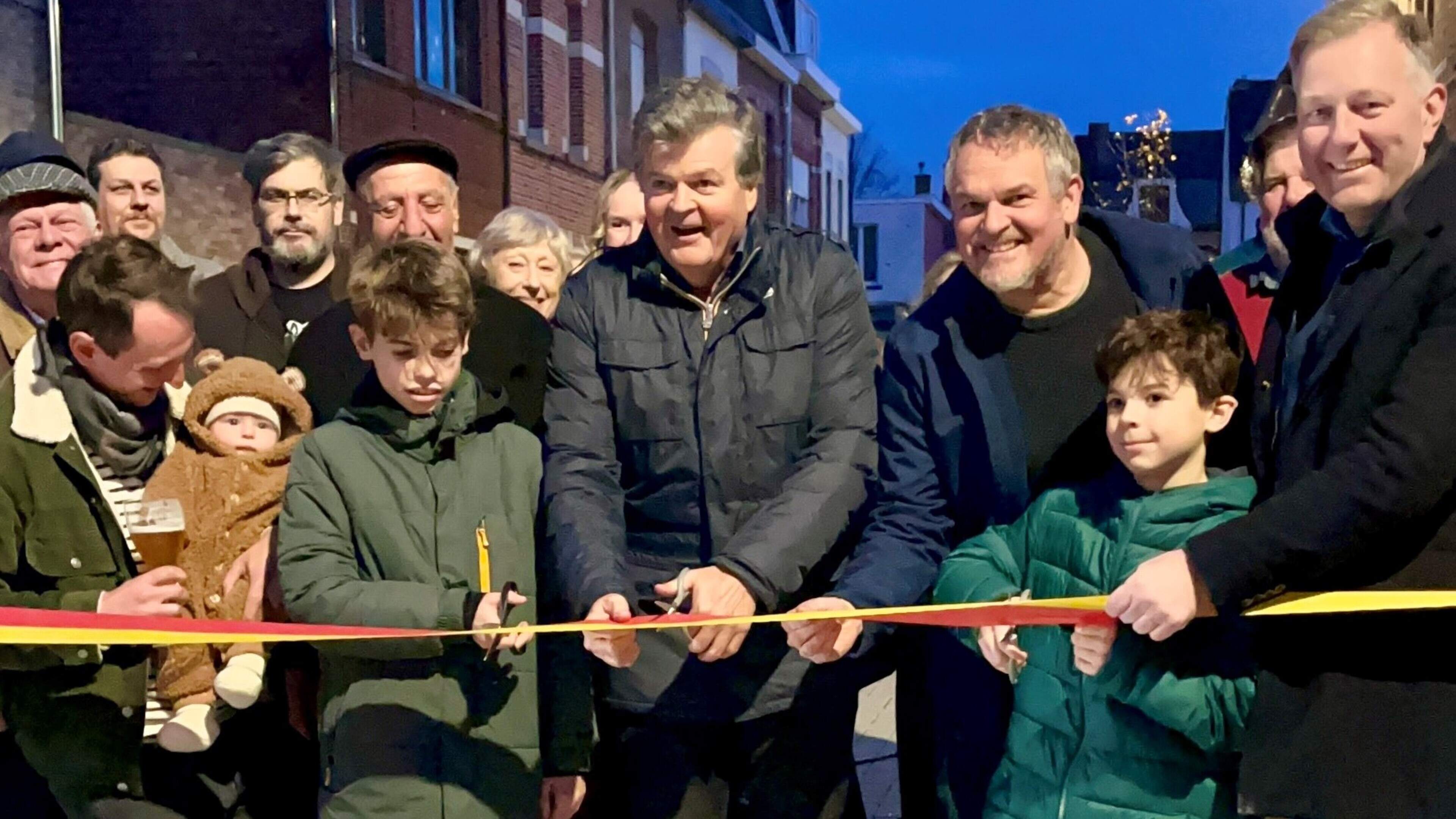 Dahliastraat is een van de eerste met vernieuwend infiltratiesysteem: ze kan liefst 170.000 liter re