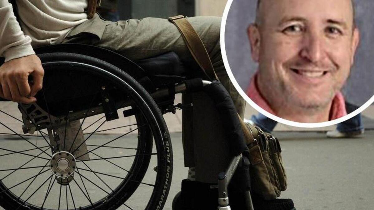 Amerikaanse veteraan die 20 jaar in rolstoel zat en honderdduizenden ...