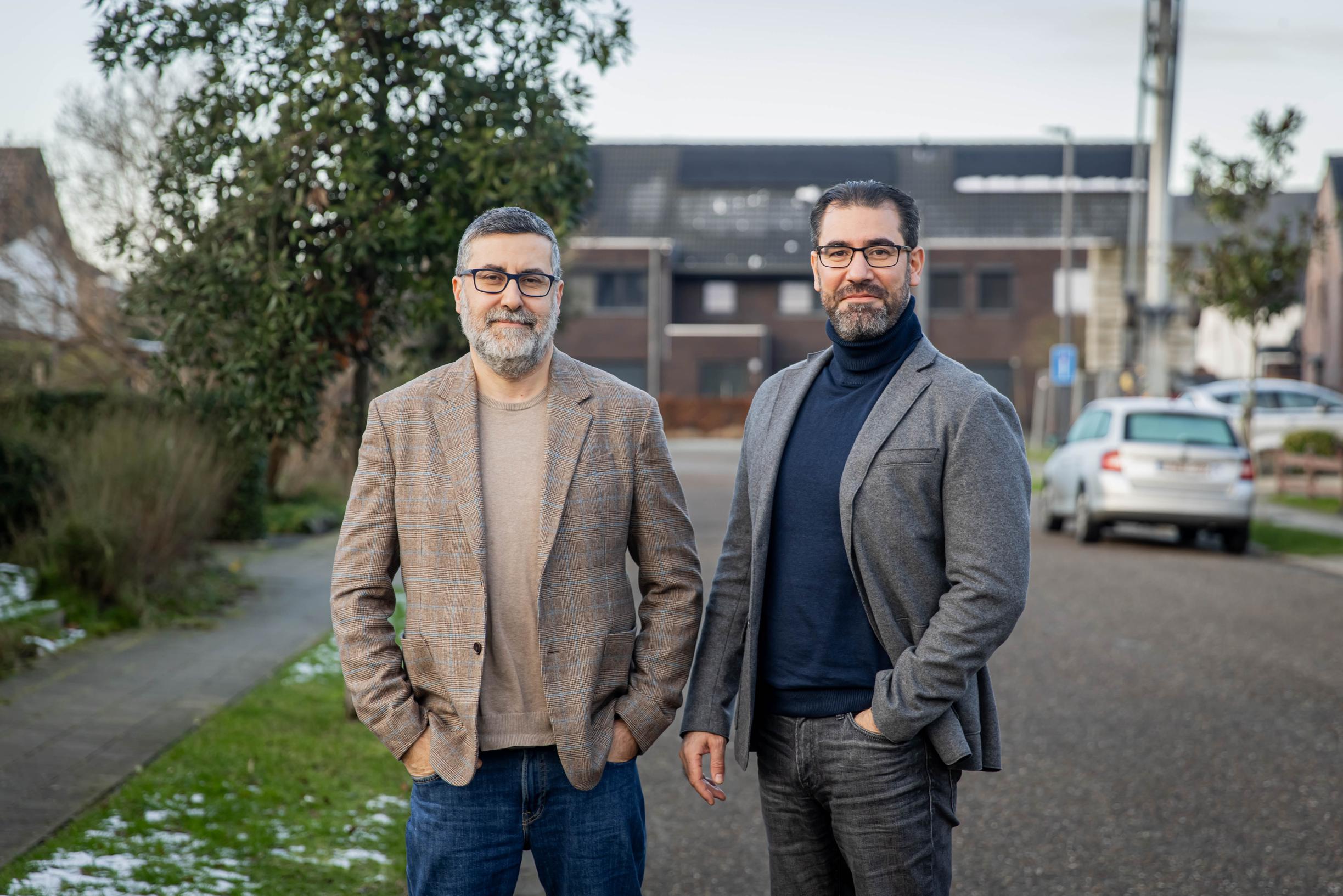 Dyab Abou Jahjah en zijn strijdmakker Karim Hassoun: “Blijkbaar zien ...