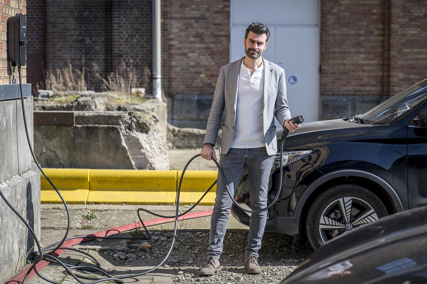 Bart Massin: “Wij helpen bedrijven met het elektrificeren van hun vloot.”