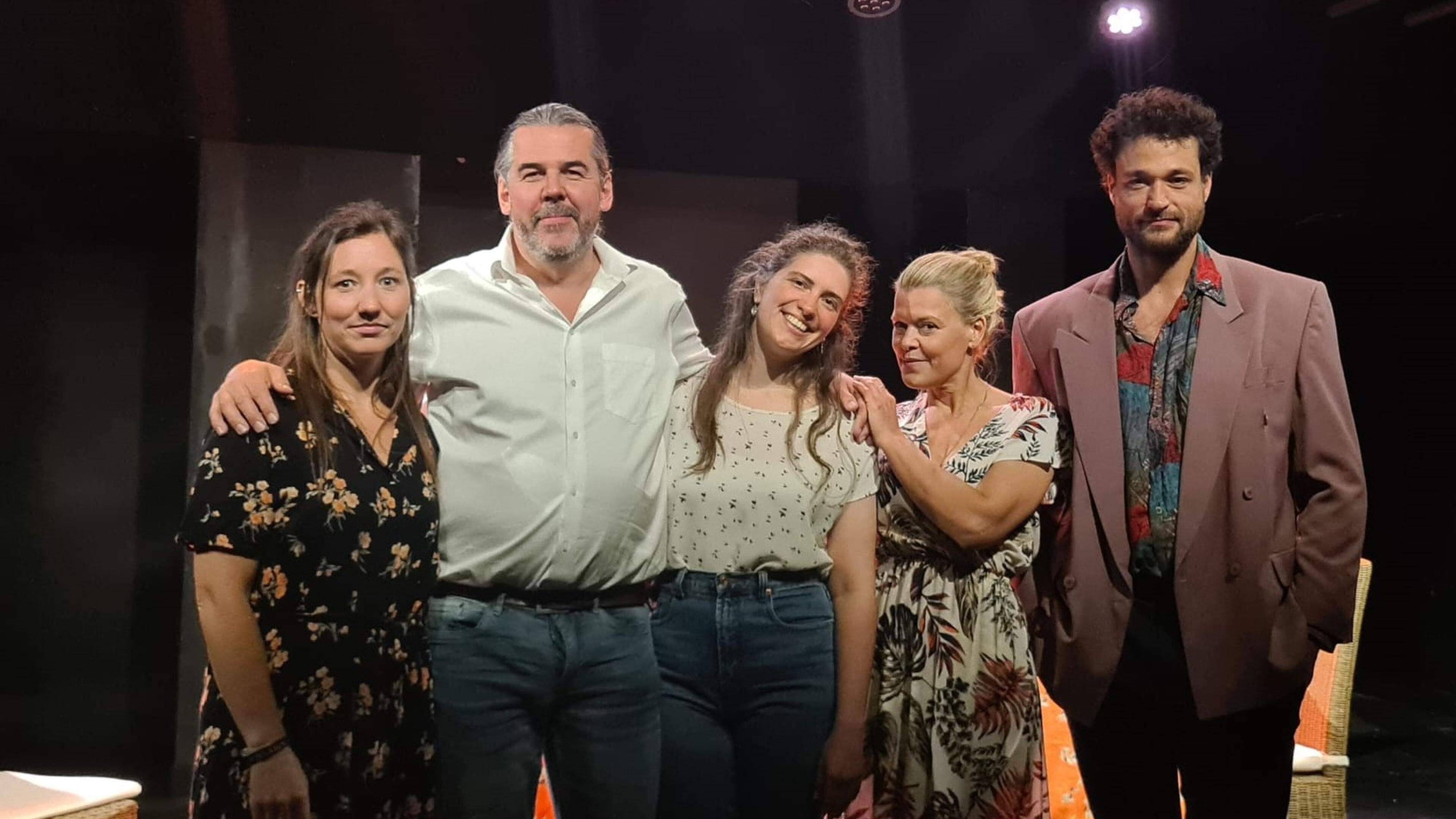 Nieuw Mechels theatergezelschap ‘Collectief Ouverture’ legt lat hoog: “Stukken die we spelen ook zel