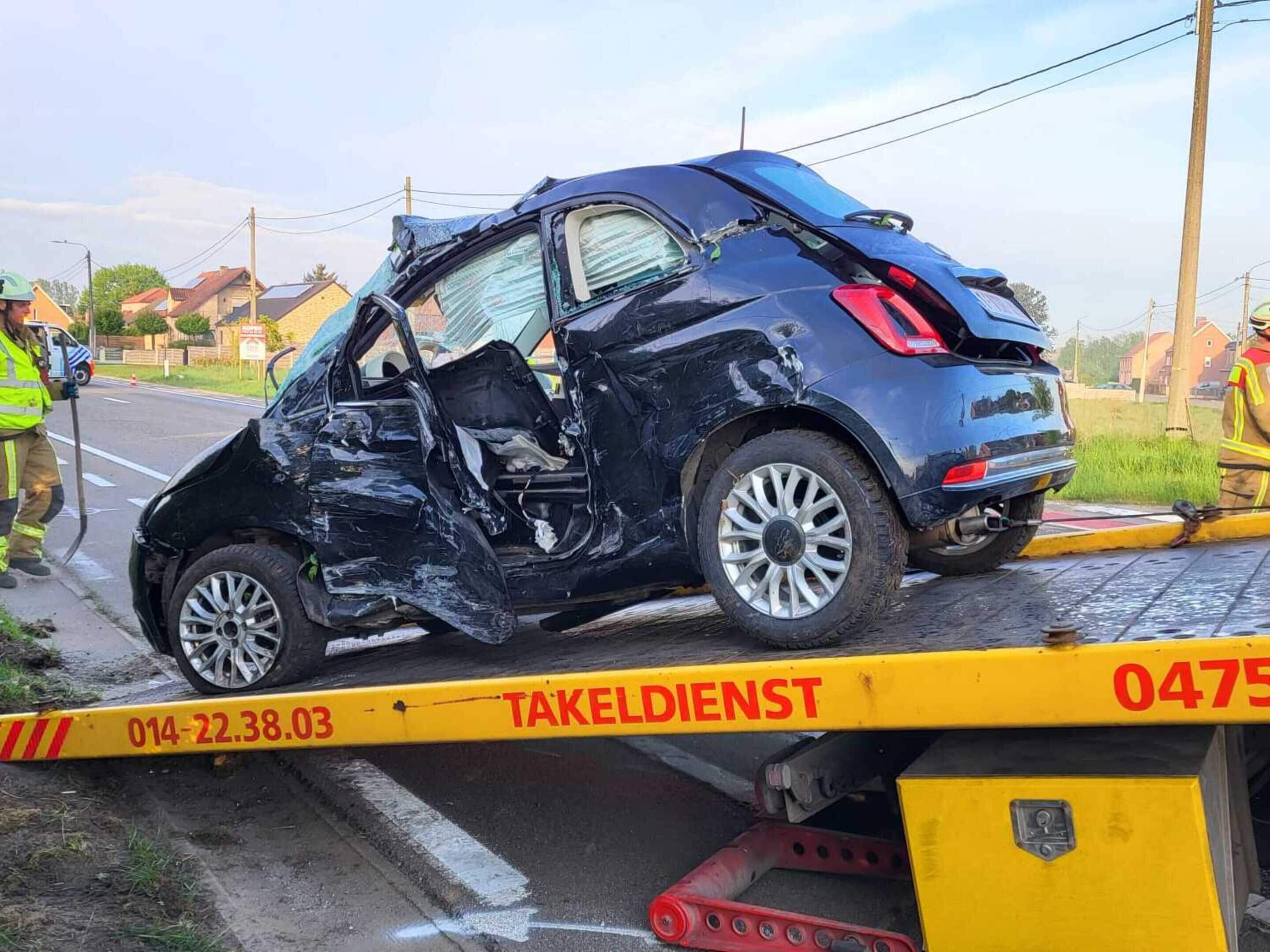 Jan-Viktor (28) overleden en vier mensen in kritieke toestand na botsing  tegen vrachtwagen: “Te jong, te vroeg, zo onwezenlijk” | Nieuwsblad