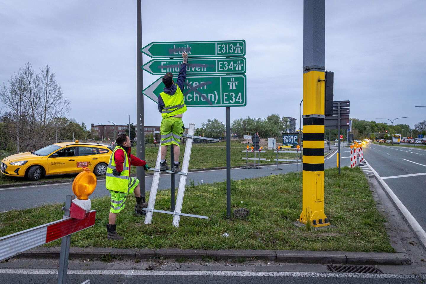 E313 tussen Antwerpen-Oost en Wommelgem is nu echt dicht ...