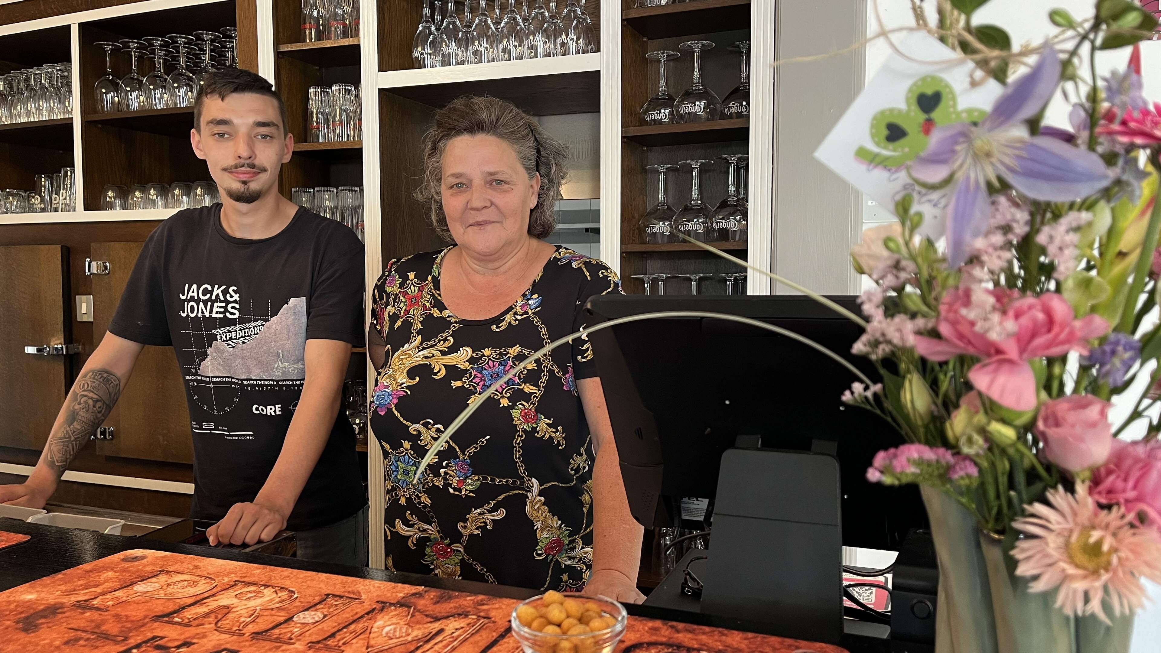 Moeder en zoon heropenen na 2,5 jaar Den Dobbele Pater: “Streep onder verleden en frisse start”