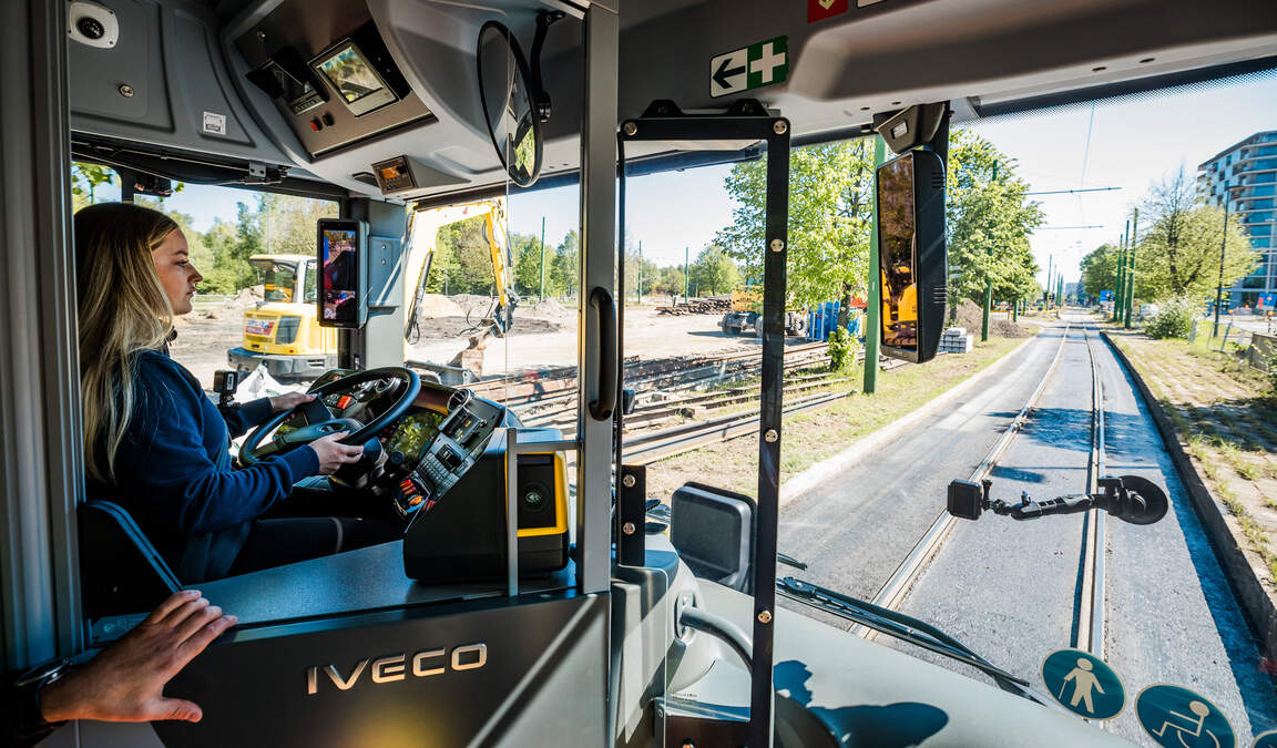 GETEST. Zo lang duurt rit met pendelbus die tram naar Linkeroever ...