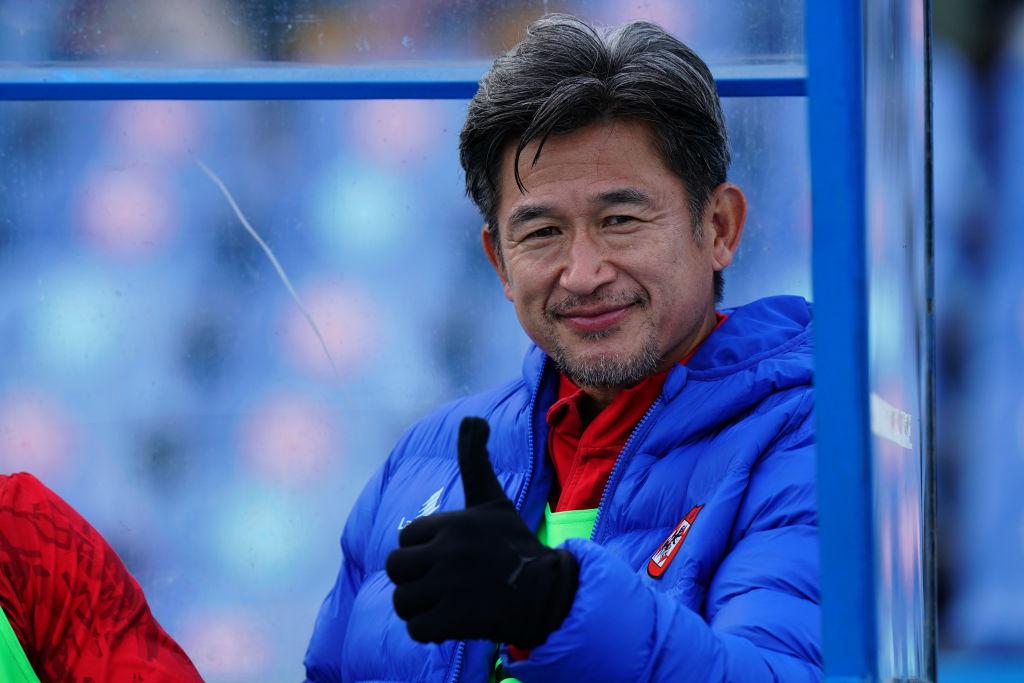 Hij weet niet van ophouden: 57-jarige (!) Japanse profvoetballer gaat