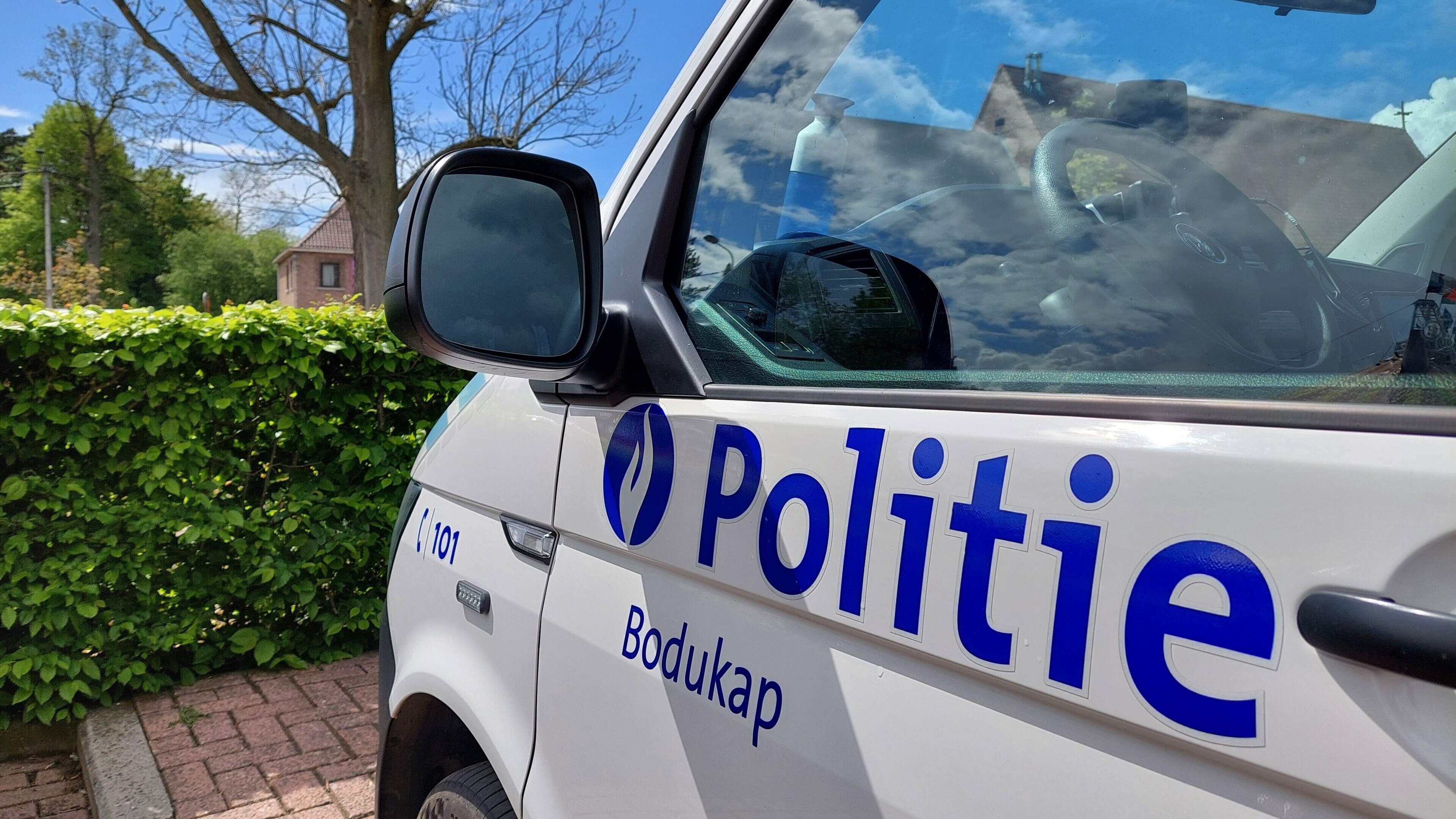 Gevaarlijk rijgedrag doet drugsdealers tegen de lamp lopen: “Er werden verschillende soorten drugs g