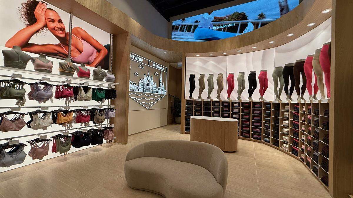 Lululemon opent eerste Belgische winkel op de Meir: "Sportmerk van de sterren focust op mindfullness"