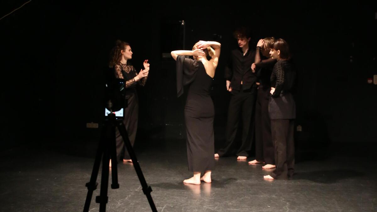 Boomse choreografe maakt dansvoorstelling rond epilepsie: “Die ziekte ...