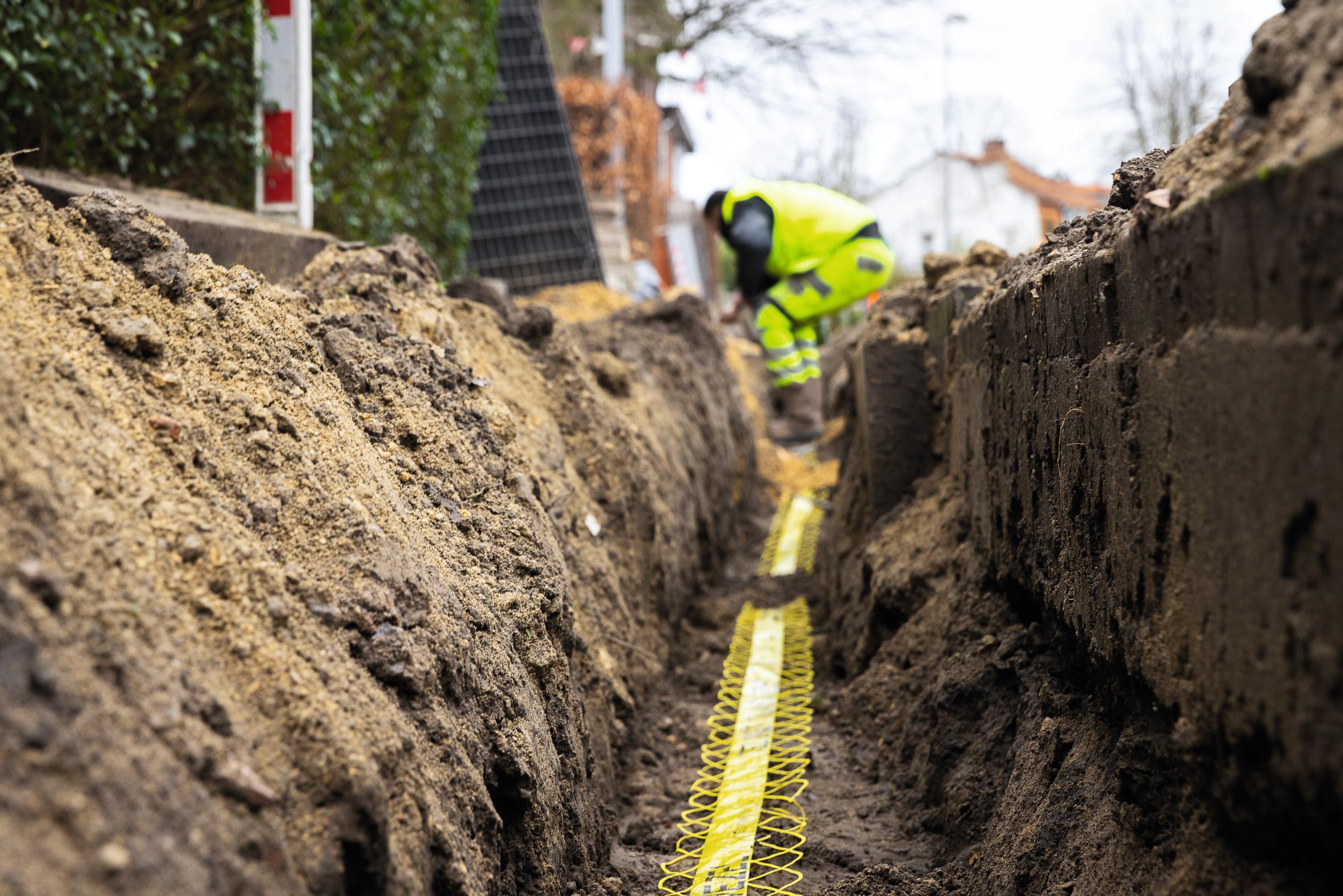 De Sutter na overleg met Proximus: “Paal en perk stellen aan