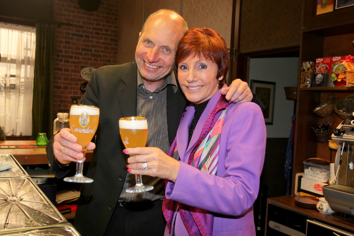 Tot 2015 vertolkte Jacky Lafon de rol van Rita Van den Bossche in ‘Familie’. Jef De Smedt (links) speelde haar broer Jan Van den Bossche.