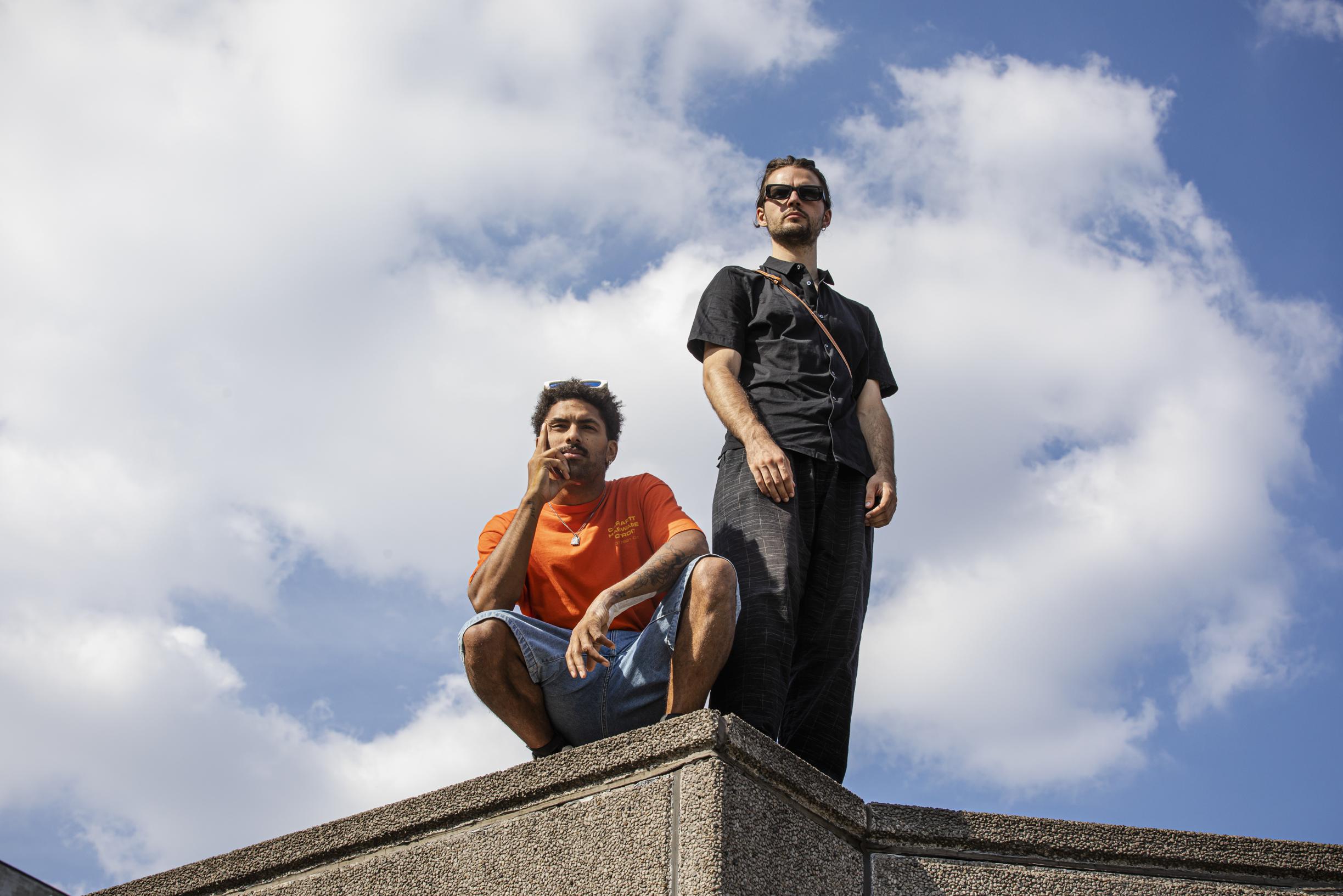 Antwerps hiphopduo blackwave. tankt in L.A. inspiratie voor tweede ...